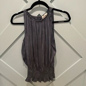 Gray sleeveless top